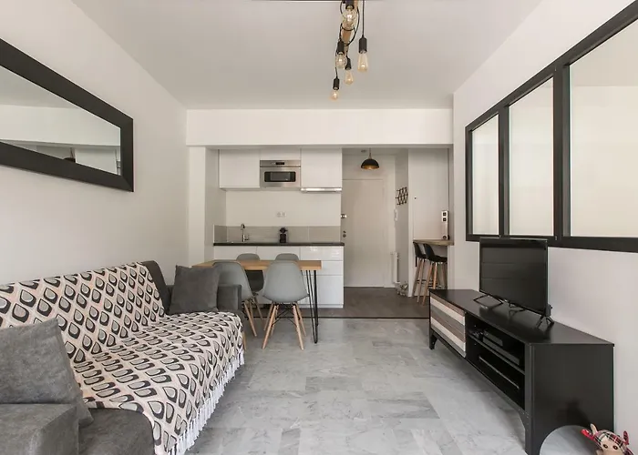 Beautiful Apartment Near Monaco